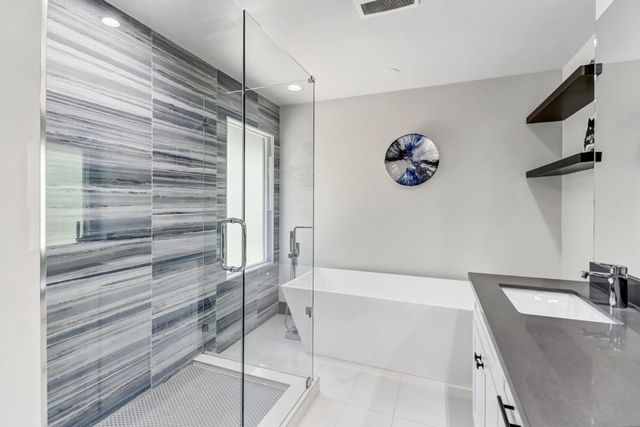 3751 Dell Rd, Carmichael, CA 95608