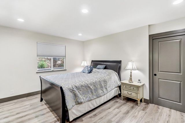 3751 Dell Rd, Carmichael, CA 95608