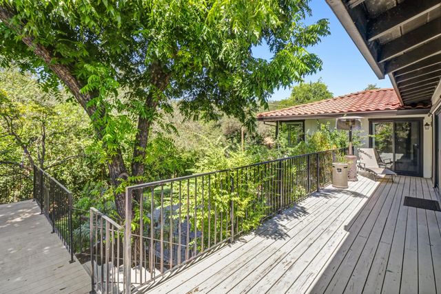 3751 Dell Rd, Carmichael, CA 95608