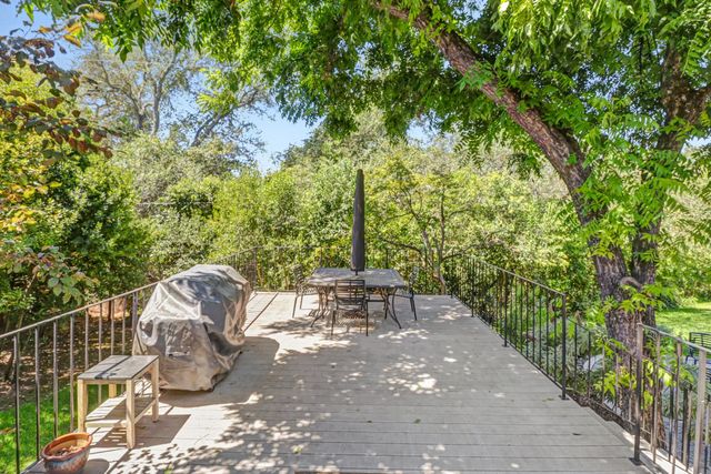 3751 Dell Rd, Carmichael, CA 95608