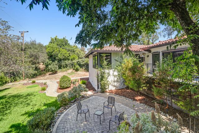 3751 Dell Rd, Carmichael, CA 95608