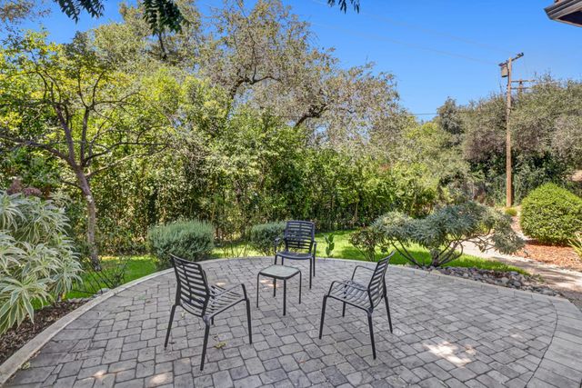3751 Dell Rd, Carmichael, CA 95608