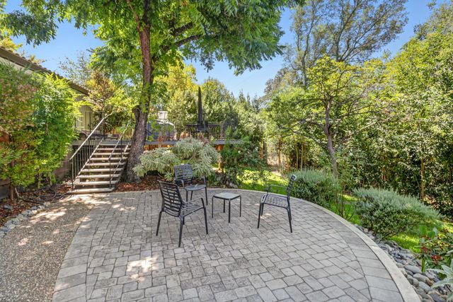 3751 Dell Rd, Carmichael, CA 95608