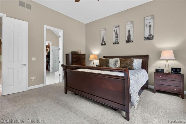 1330 Corey Cove, White Lake, MI 48383