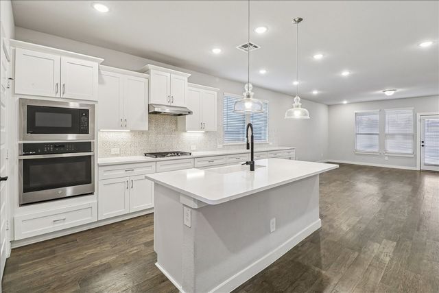 2130 Clear Water Way, Royse City, TX 75189