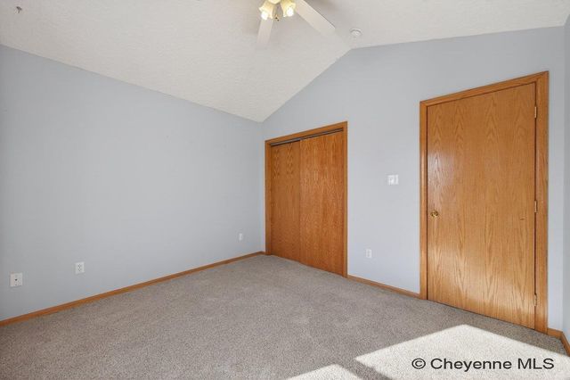 222 PRAIRIE HILLS DR, Cheyenne, WY 82009