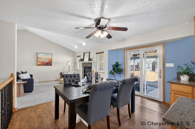 222 PRAIRIE HILLS DR, Cheyenne, WY 82009