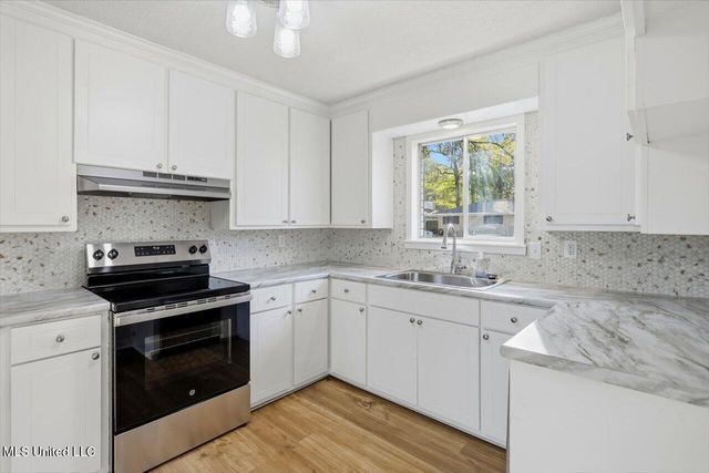 3340 Harle Street, Pearl, MS 39208