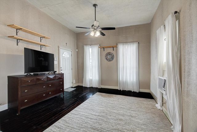 515 Bishop Street, Houston, TX 77009