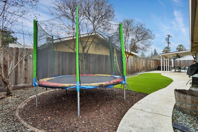 10068 Garnet Ave, Stockton, CA 95212