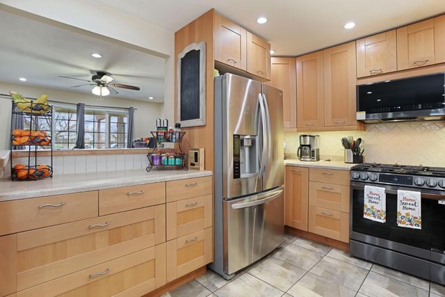 10068 Garnet Ave, Stockton, CA 95212