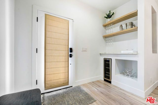 2506 Zorada Drive, Los Angeles, CA 90046