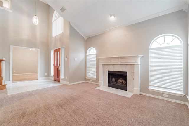 112 Midcrest Drive, Irving, TX 75063