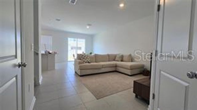 2592 SKYLINE LOOP, Poinciana, FL 34758