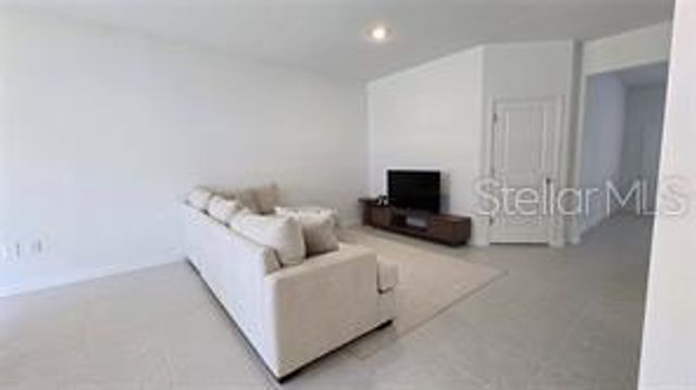 2592 SKYLINE LOOP, Poinciana, FL 34758