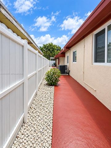 5551 E 4th Avenue, Hialeah, FL 33013