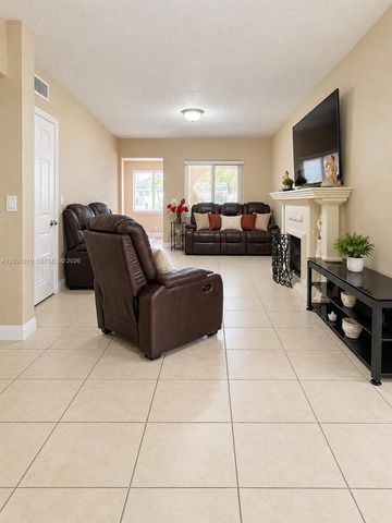 5551 E 4th Avenue, Hialeah, FL 33013