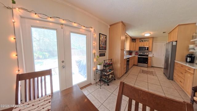 214 E TEAKWOOD Circle, Middleburg, FL 32068