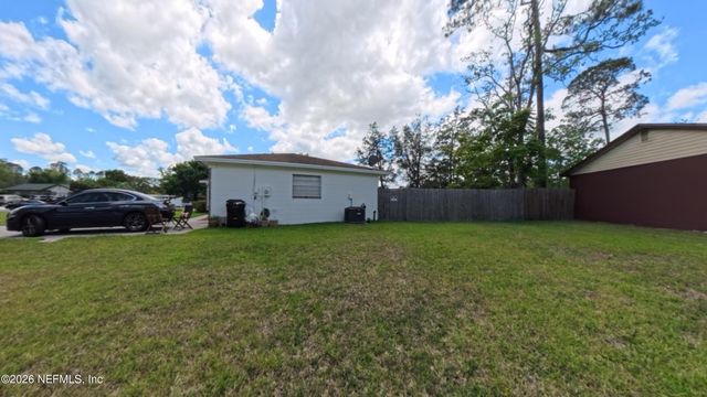 214 E TEAKWOOD Circle, Middleburg, FL 32068