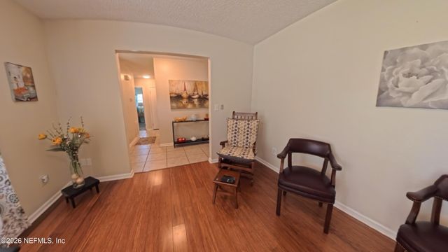 214 E TEAKWOOD Circle, Middleburg, FL 32068