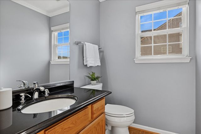 1480 Tudor Drive, Mundelein, IL 60060