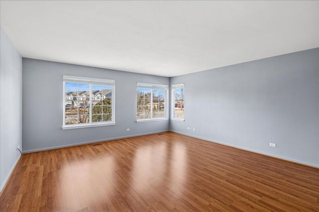 1480 Tudor Drive, Mundelein, IL 60060