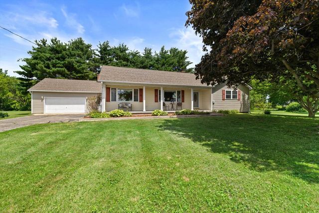 W3692 County Road NN, Elkhorn, WI 53121