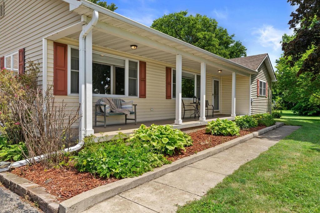 W3692 County Road NN, Elkhorn, WI 53121