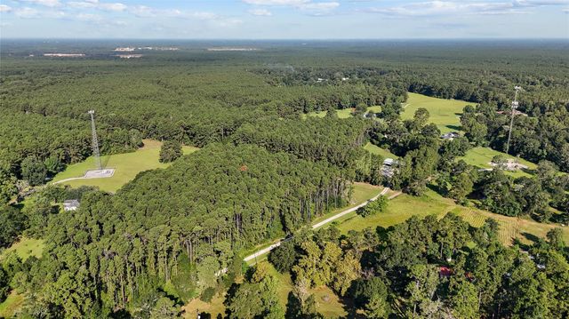 12550 Daw Collins Road, Splendora, TX 77372