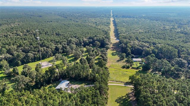 12550 Daw Collins Road, Splendora, TX 77372