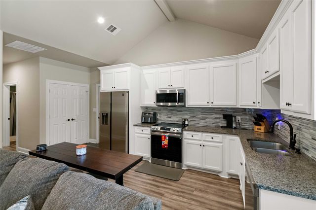 12550 Daw Collins Road, Splendora, TX 77372