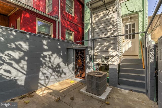128 S WOLFE ST, Baltimore, MD 21231
