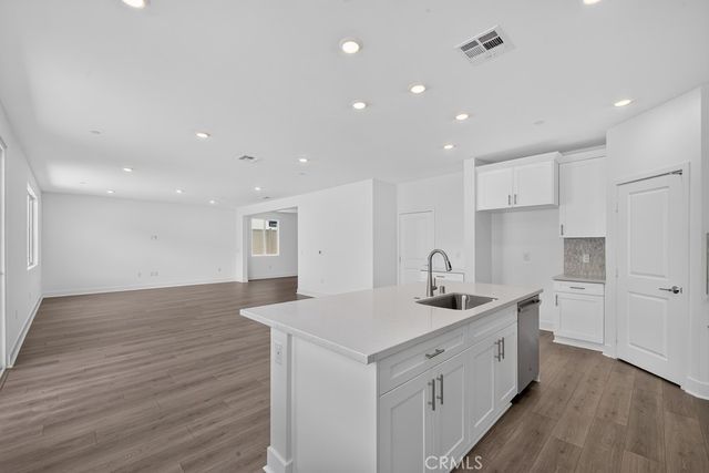 33340 Rusty Court, French Valley, CA 92596