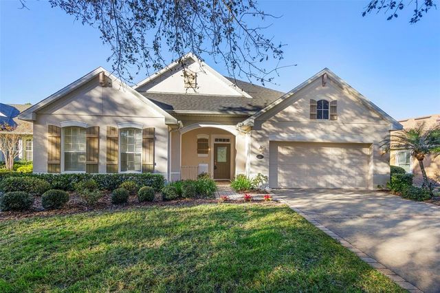 122 AVENHAM DRIVE, Deland, FL 32724