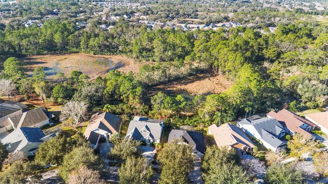 122 AVENHAM DRIVE, Deland, FL 32724