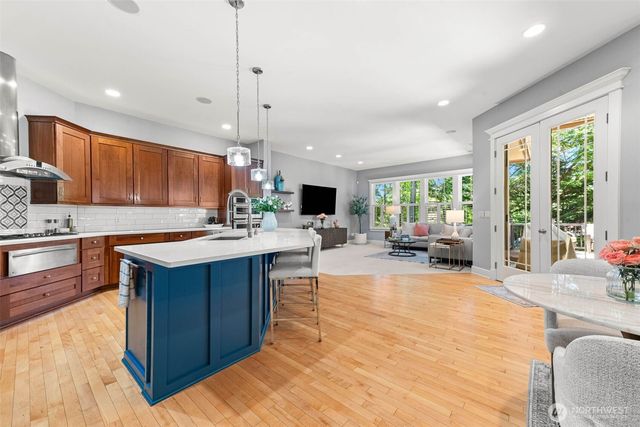 5110 Baker Way NW, Gig Harbor, WA 98332