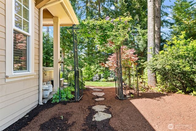 5110 Baker Way NW, Gig Harbor, WA 98332