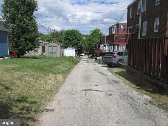 4017 BRUNSWICK AVE, Drexel Hill, PA 19026