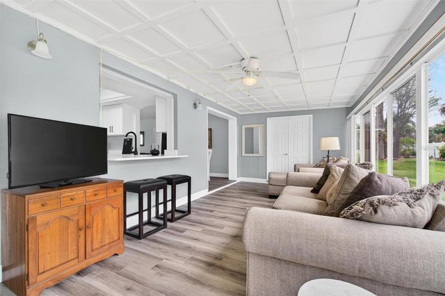 14362 93RD AVENUE, Seminole, FL 33776