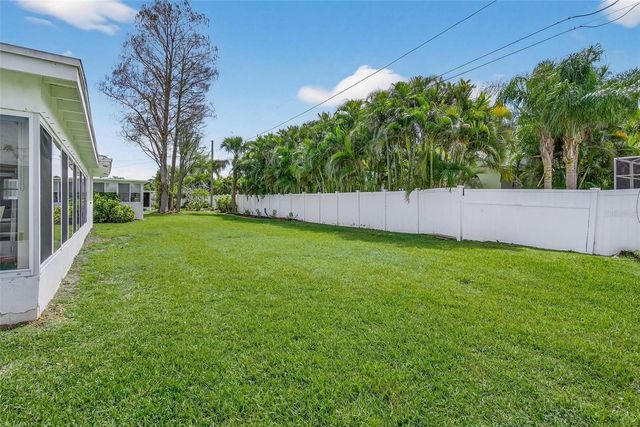 14362 93RD AVENUE, Seminole, FL 33776