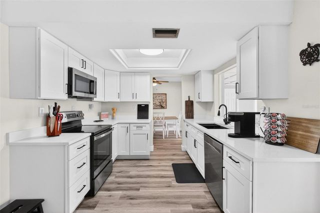 14362 93RD AVENUE, Seminole, FL 33776