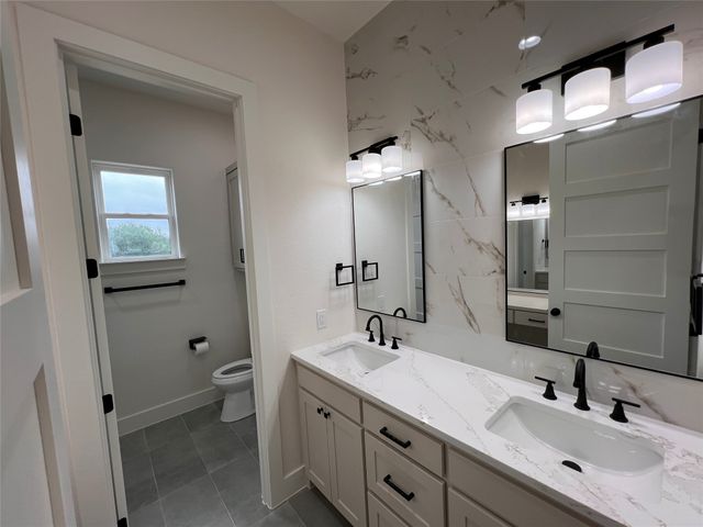 121 Cartwright Road, Weatherford, TX 76087