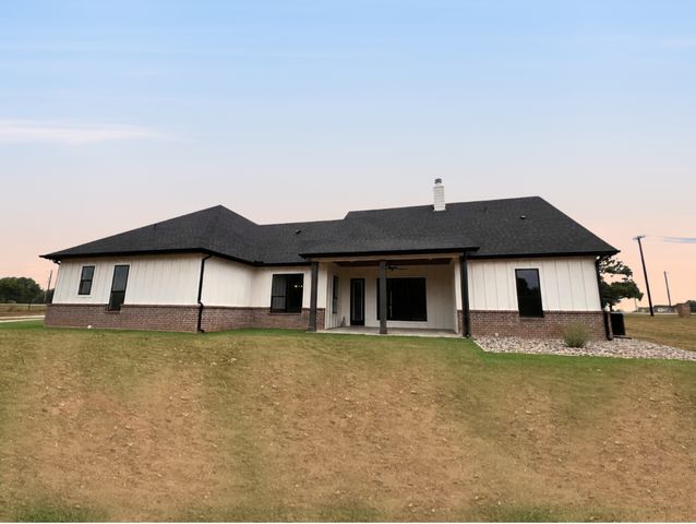 121 Cartwright Road, Weatherford, TX 76087