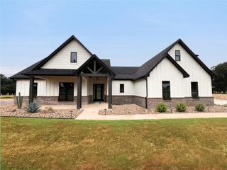 121 Cartwright Road, Weatherford, TX 76087