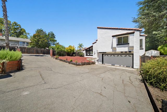 15055 Blossom Hill Road, Los Gatos, CA 95032