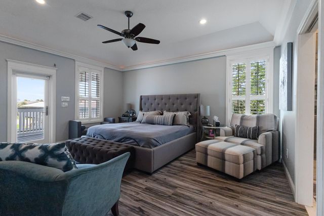 16530 Tampico Way, Jamaica Beach, TX 77554