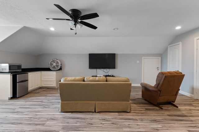 16530 Tampico Way, Jamaica Beach, TX 77554