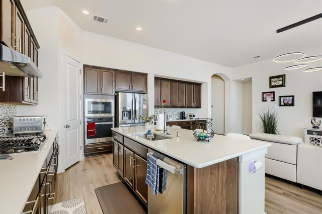 6340 Turin LN, Round Rock, TX 78665