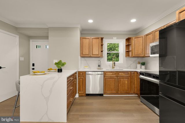 4555 METRO CT, Annandale, VA 22003