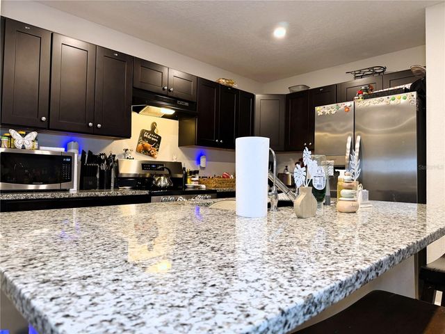 8139 VINING STREET, Jacksonville, FL 32210